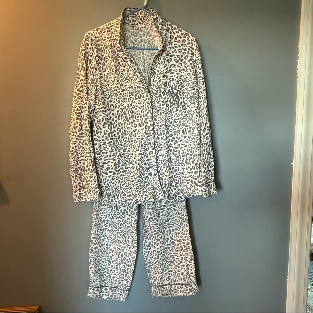 Victoria's Secret Leopard Print 2 Piece Pajamas Button Up Top Elastic/Tie Bottom